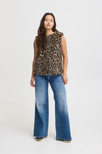 Load image into Gallery viewer, Ichi Animal Print Zipped Gilet
