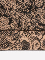 Load image into Gallery viewer, Sisley Printed Scarf
