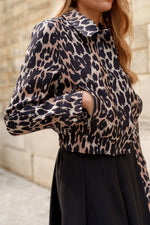 Load image into Gallery viewer, Cropped Leopard Print Bomber Jacket
